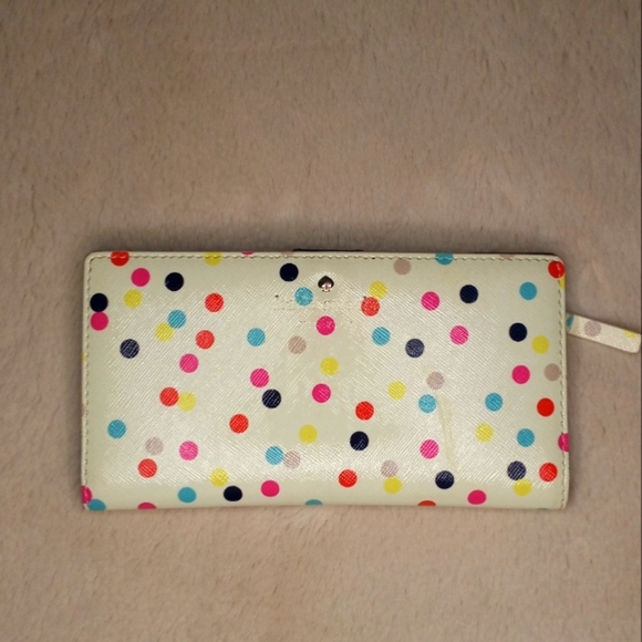 Kate Spade Classic Lacey Confetti Dot Stacey Fun Wallet with Navy Blue Interior - Picture 1 of 4